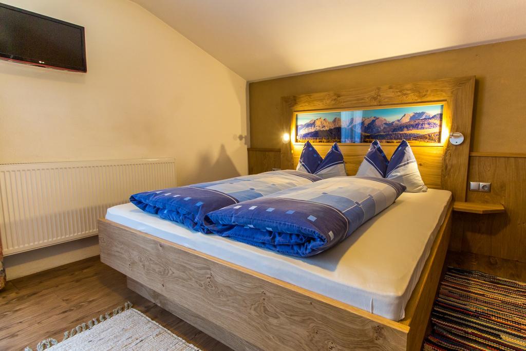 Pension Schweizerhof Waidring Chambre photo